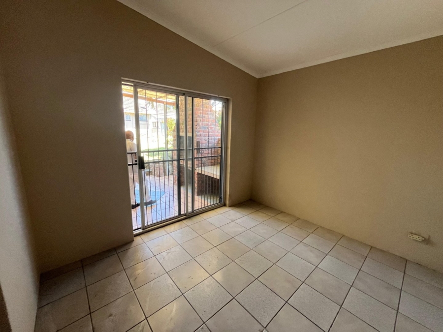 3 Bedroom Property for Sale in Greenfields Eastern Cape